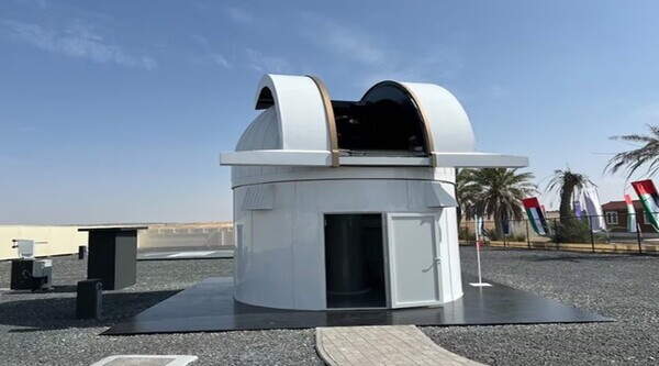 중동 최대 규모의 양자 광학 지상국이 UAE 아부다비에 설치됐다. / TII